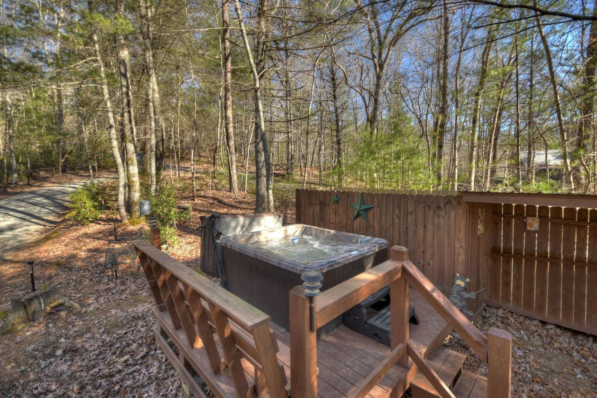 Cherry Log Knotty Pines Pet-Friendly Gas Fireplace Plus A Firepit מראה חיצוני תמונה