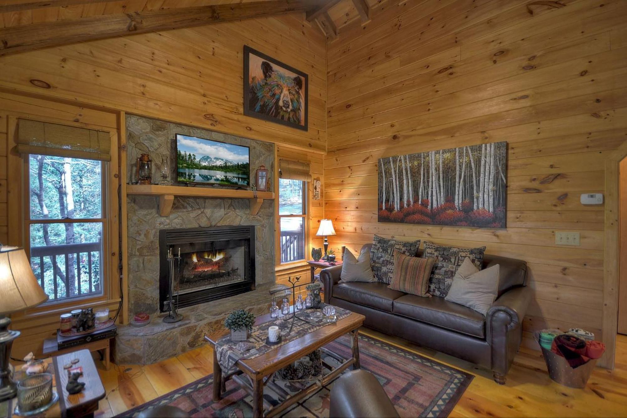 Cherry Log Knotty Pines Pet-Friendly Gas Fireplace Plus A Firepit מראה חיצוני תמונה