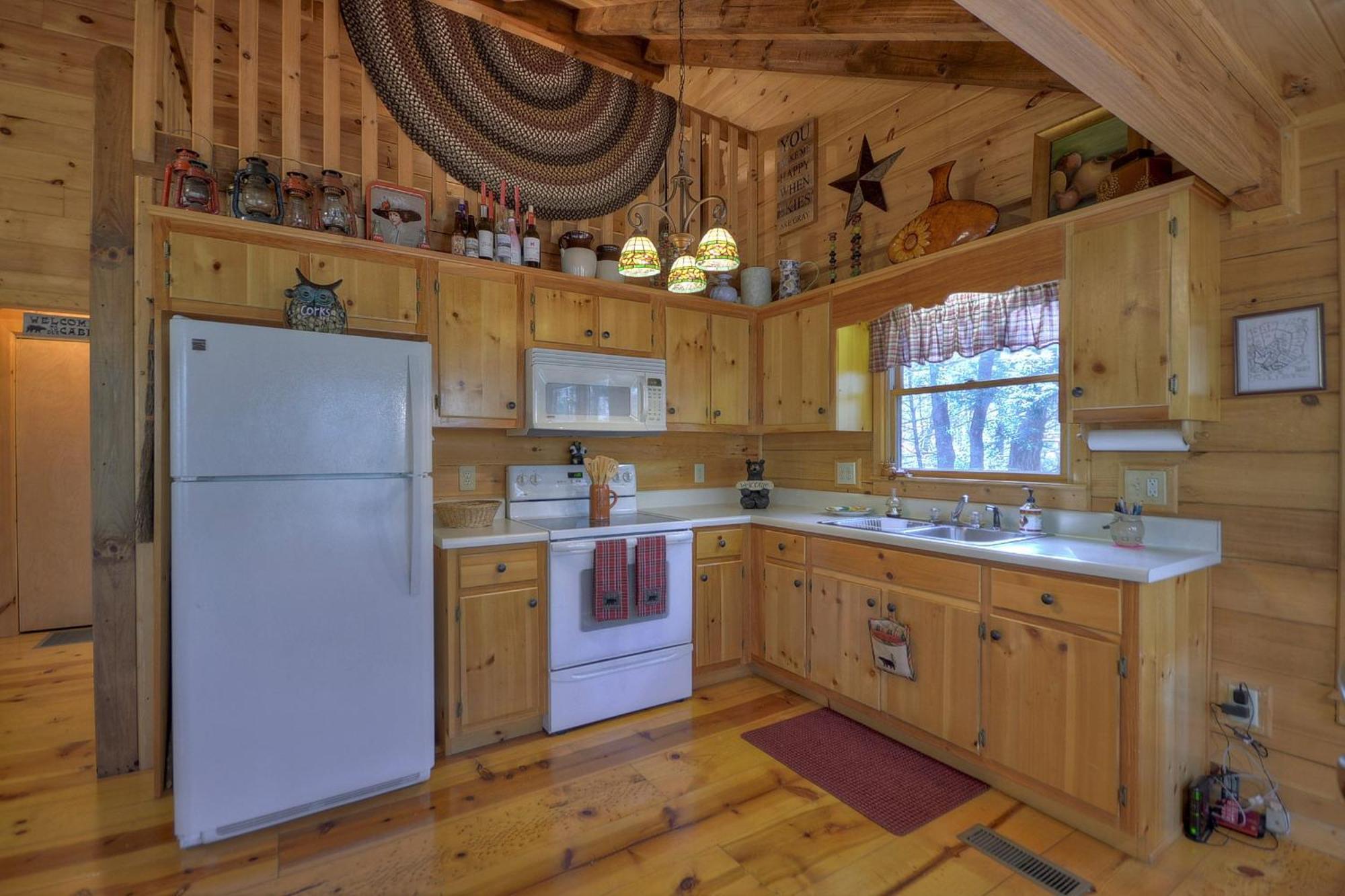 Cherry Log Knotty Pines Pet-Friendly Gas Fireplace Plus A Firepit מראה חיצוני תמונה