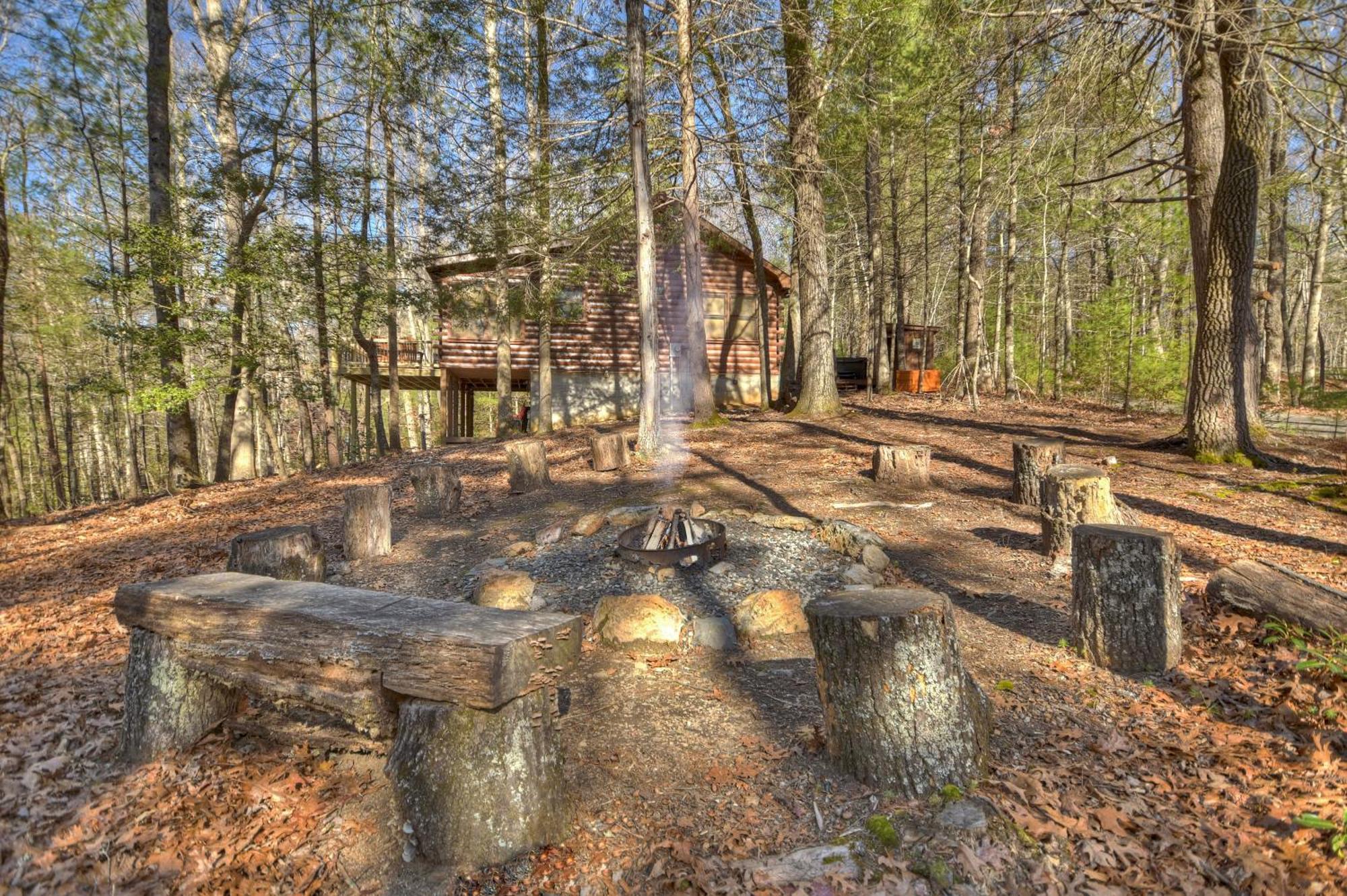 Cherry Log Knotty Pines Pet-Friendly Gas Fireplace Plus A Firepit מראה חיצוני תמונה